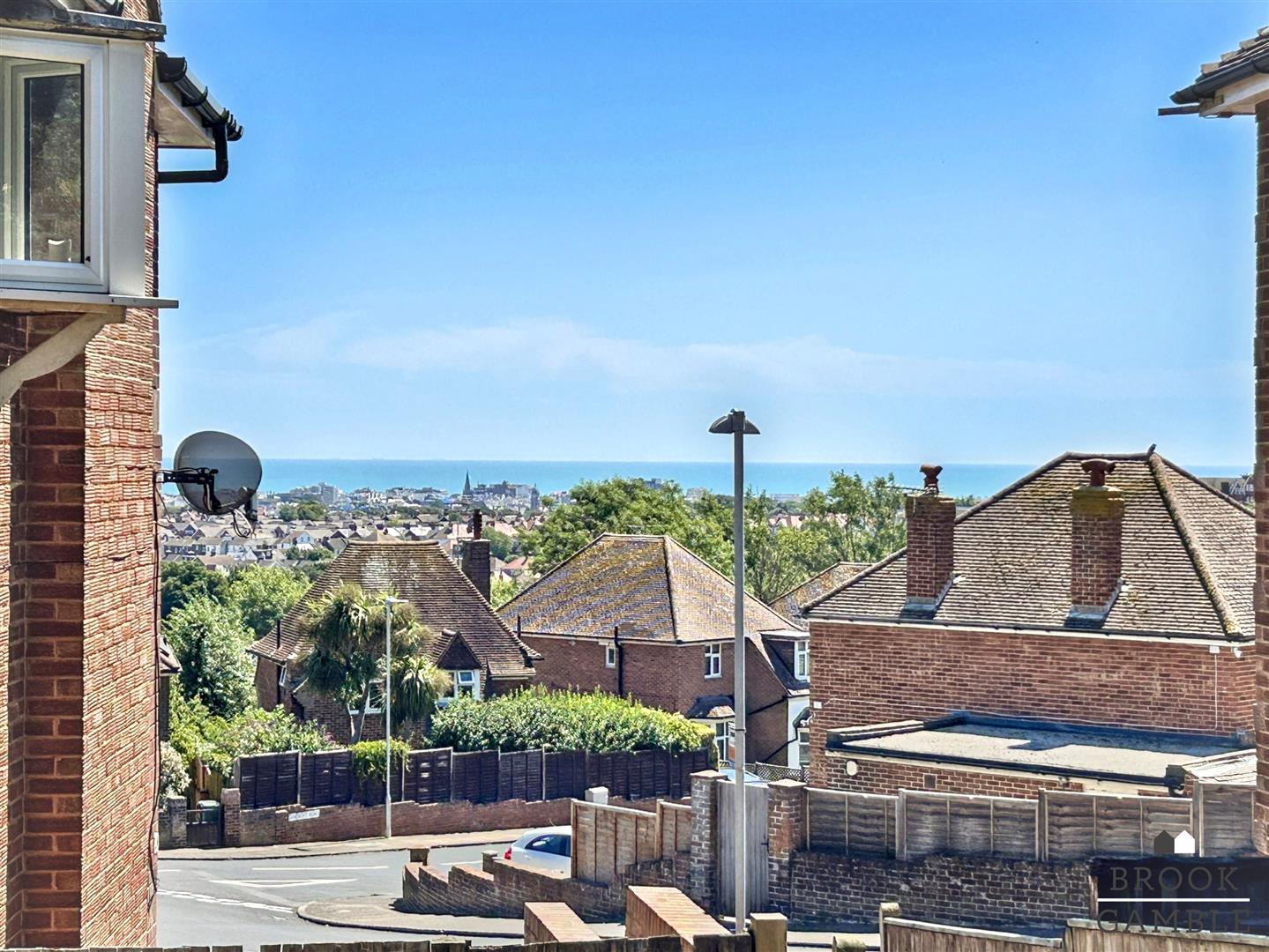 2 Bedroom Apartment. Peppercombe Road in Eastbourne,  12